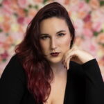 10Megan_Bound_Blumentapete