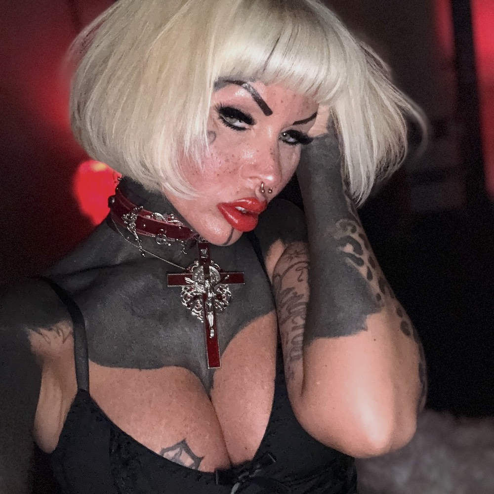40Mallory_van_nox